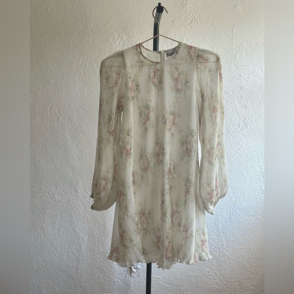 GANNI Mini Fluted Floral Dress in Ivory XS / 32 - Picture 13 of 13